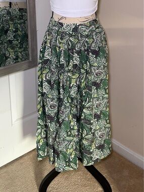 Vintage Segrets Sun Prints green and black paisley boho long skirt 100% rayon